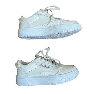 NWOT Brand new Reebok sneakers